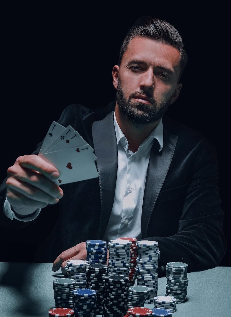 Dashboard m777casino menampilkan ringkasan Cashback Mingguan dan saldo akun